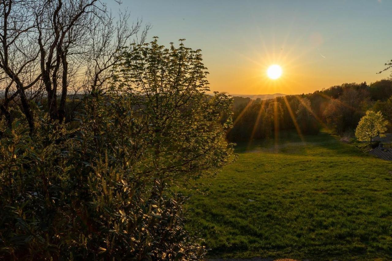 Ferienwohnungen Bauer - Auszeit Mit Ausblick Zenting Exterior photo