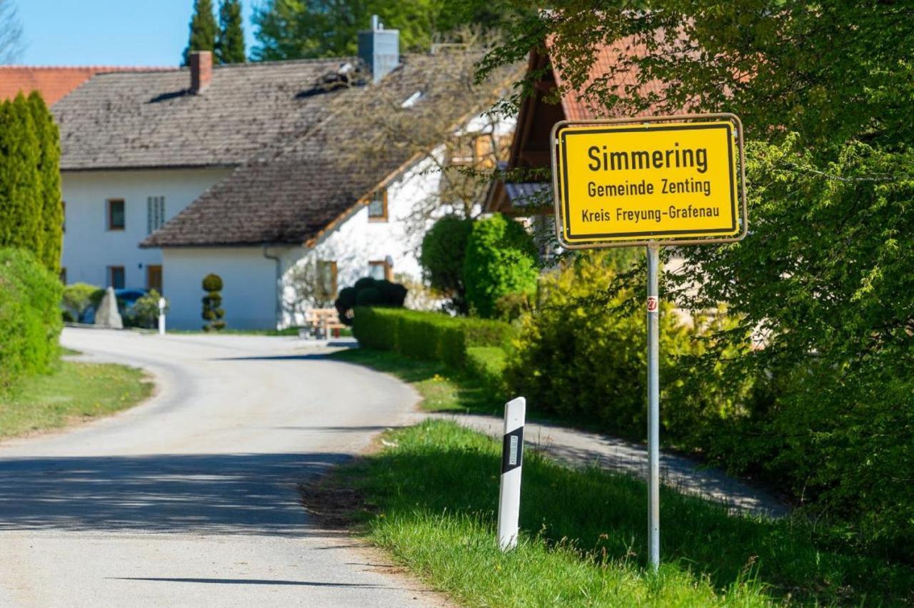 Ferienwohnungen Bauer - Auszeit Mit Ausblick Zenting Exterior photo